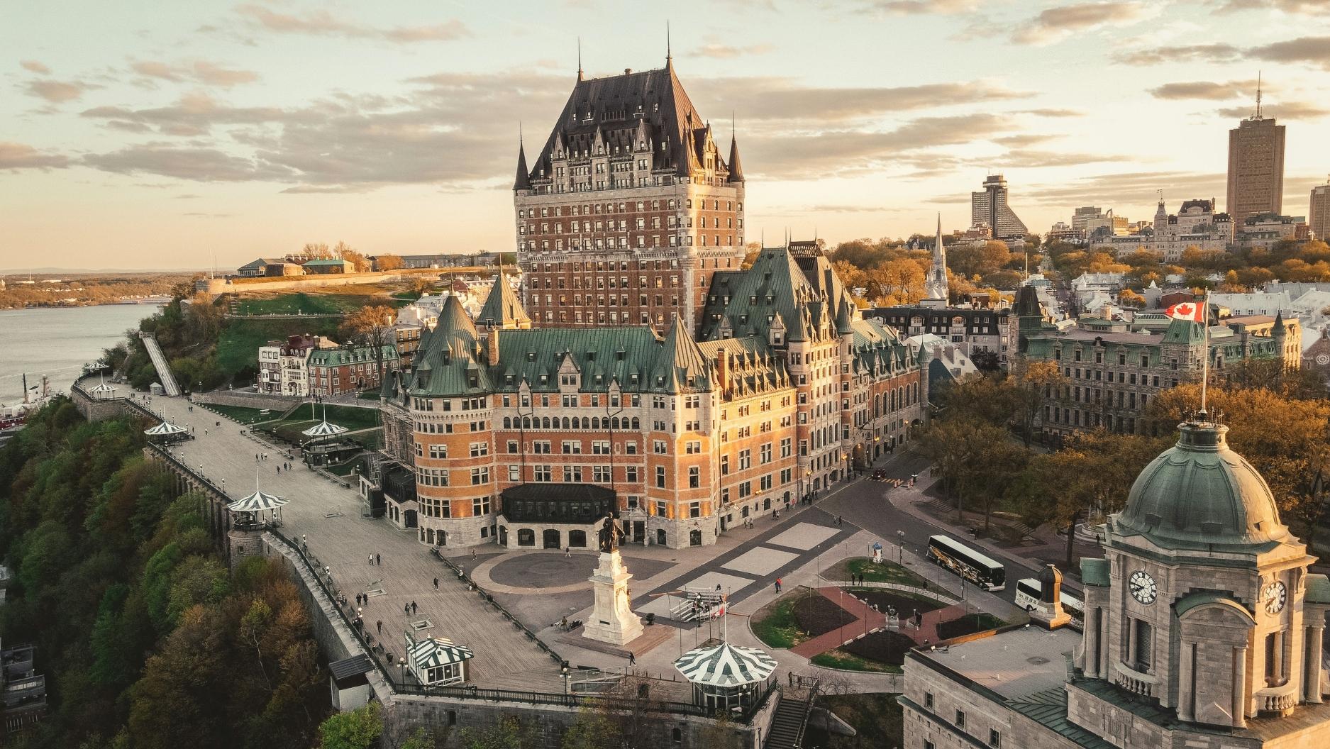 Quebec Charm & Montreal Vibe Tour